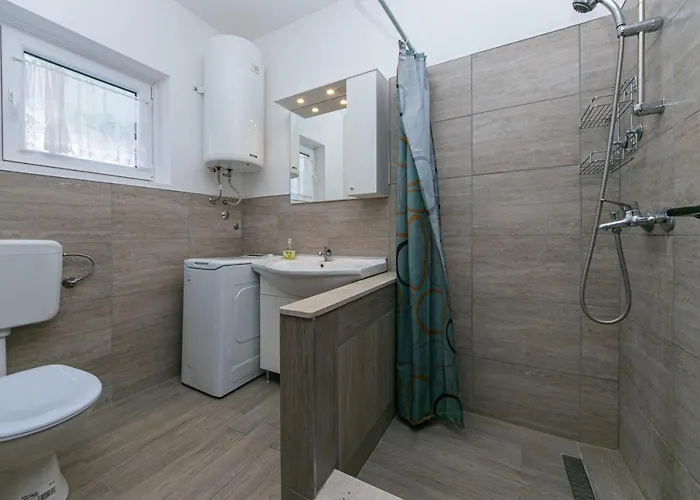 Apartman With Parking Space Gradac, Makarska - 14708