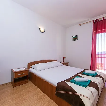 With A Parking Space Gradac, Makarska - 14708 Gradac (Split-Dalmatia)