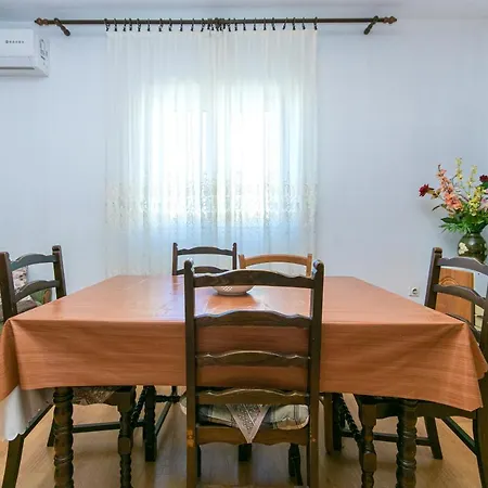 With A Parking Space Gradac, Makarska - 14708 Gradac (Split-Dalmatia)