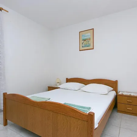 Apartment With A Parking Space Gradac, Makarska - 14708